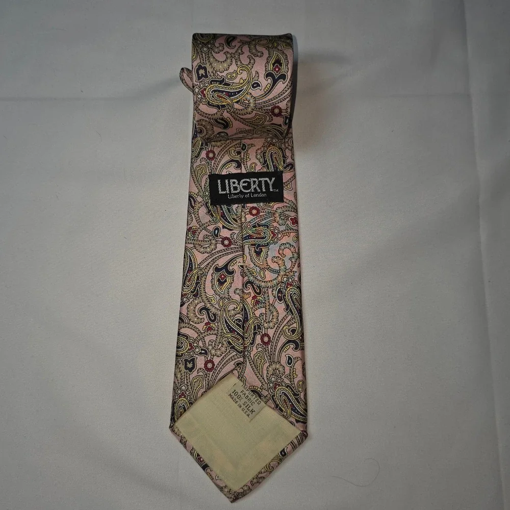Liberty of London Mens Silk Paisley Necktie Pink Gold Navy Made in‎ USA 0357 - Picture 4 of 5